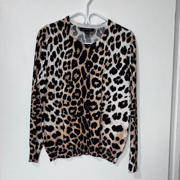 🎉4/30$🎉 PAIGE Leopard Print Cardigan Sweater - Black and Tan - Picture 1 of 4